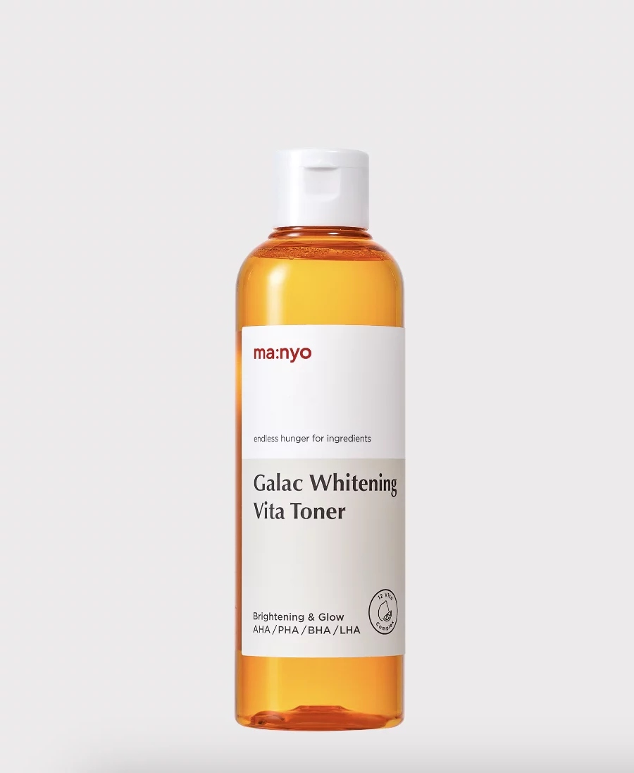 Galac Whitening Vita Toner — мультивитаминный осветляющий тонер для выравнивания текстуры и цвета кожи, 210 мл